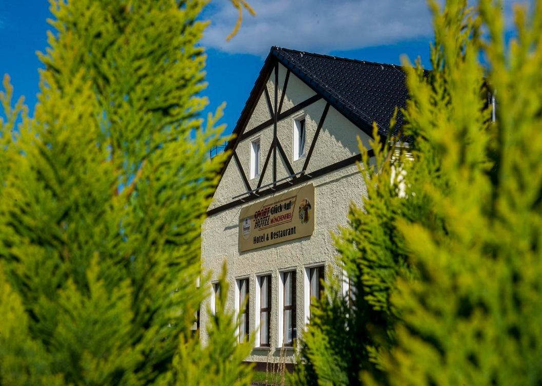 Sporthotel Glueck Auf Moenchenfrei Brand-Erbisdorf Exteriér fotografie
